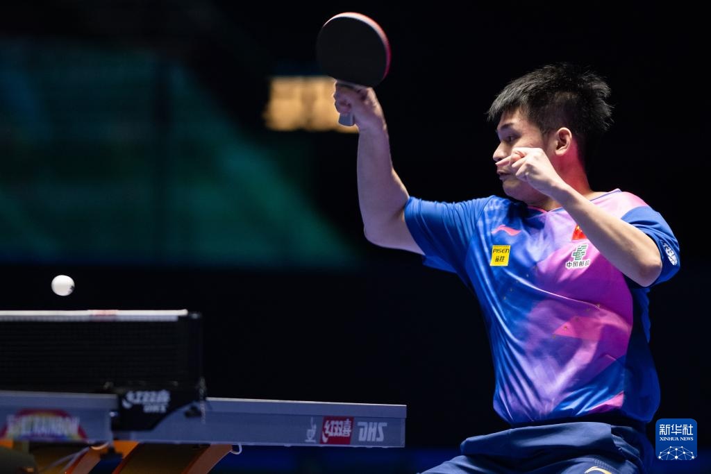 在光鲜的职 在光鲜的职