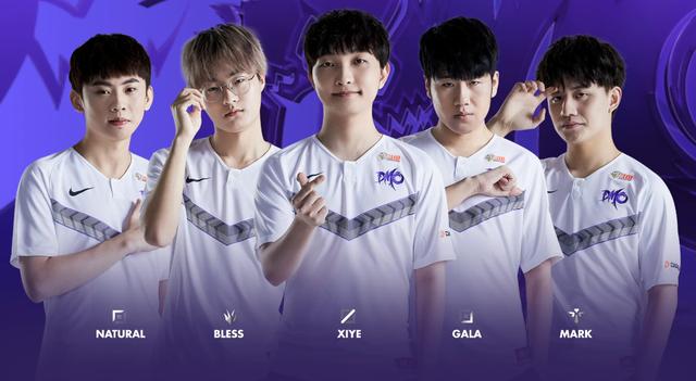 亨德森的中 亨德森的中