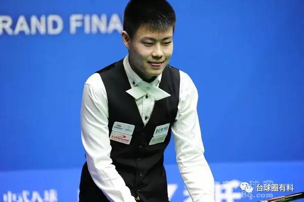 舞台上的战 舞台上的战